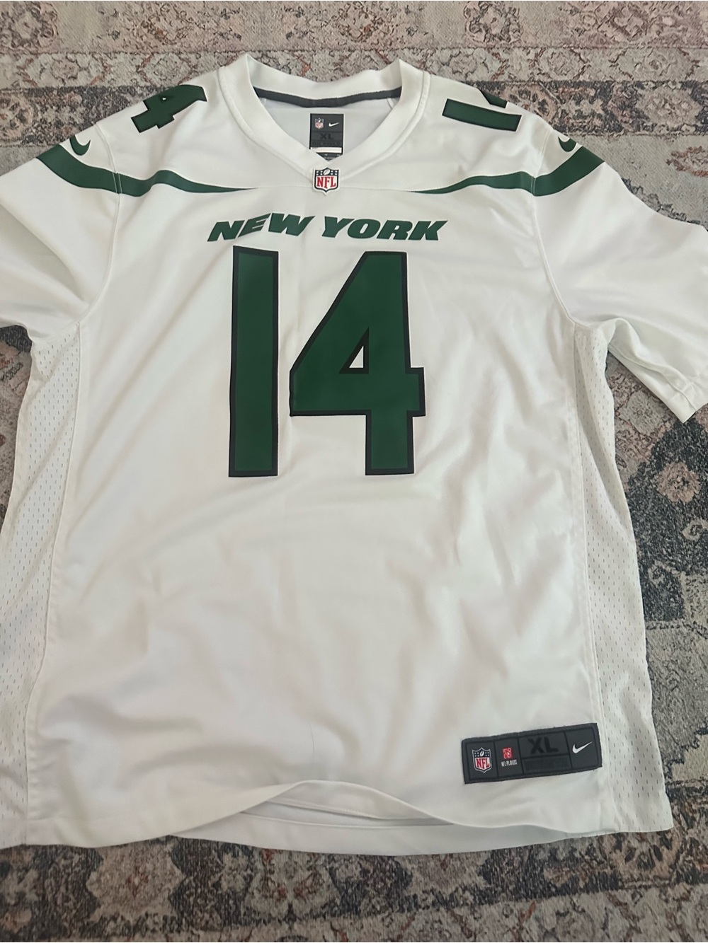 Nike New York Jets Sam Darnold white jersey Size XL #NFL #gridiron